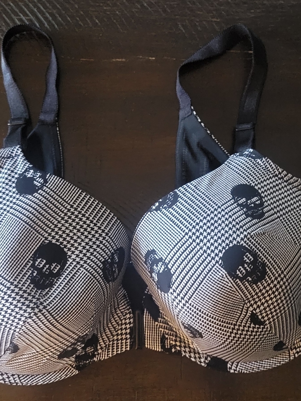 Black & White Skull Print Push-Up Bra Torrid Size 44B